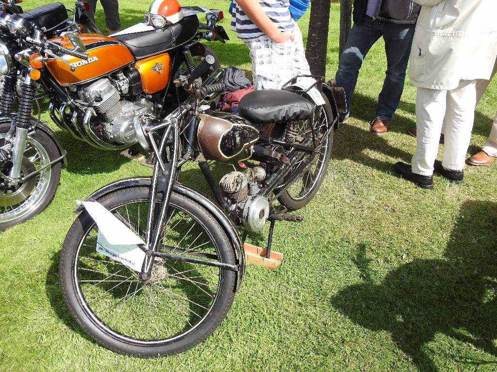 ../Images/Oldtimerdag Sassenheim 2016 025.jpg